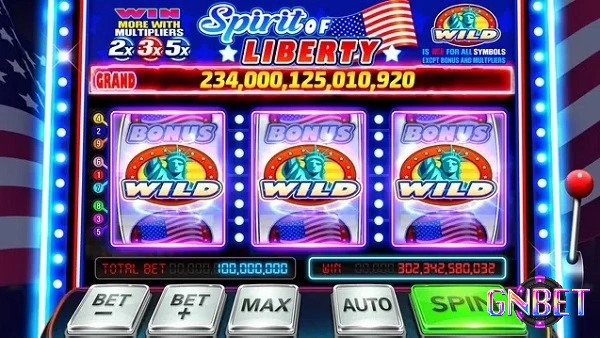 Đặt cược và nhấn nút SPIN chờ kết quả với Slot cổ điển - Classic Slot