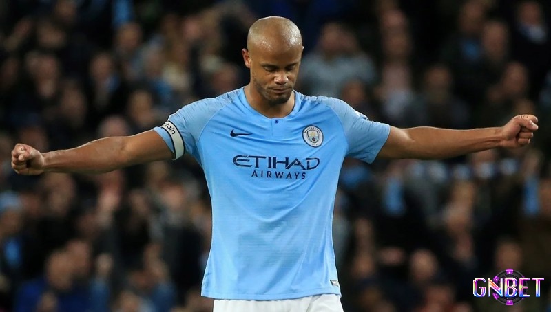 Vincent Kompany xứng đáng nằm top trung vệ hay nhất C2