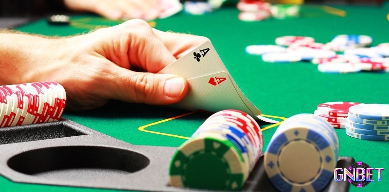 Mẹo chơi poker theo phương pháp gấp thếp