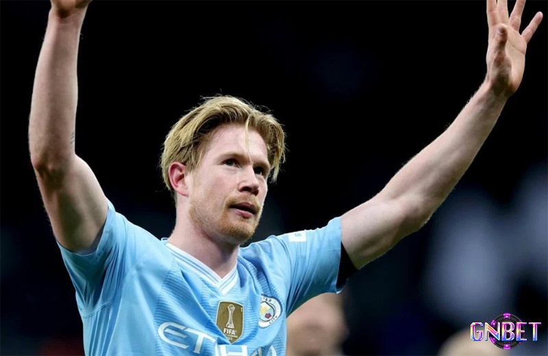 Tiền vệ hay nhất được người hâm mộ công nhận phải kể đến Kevin De Bruyne